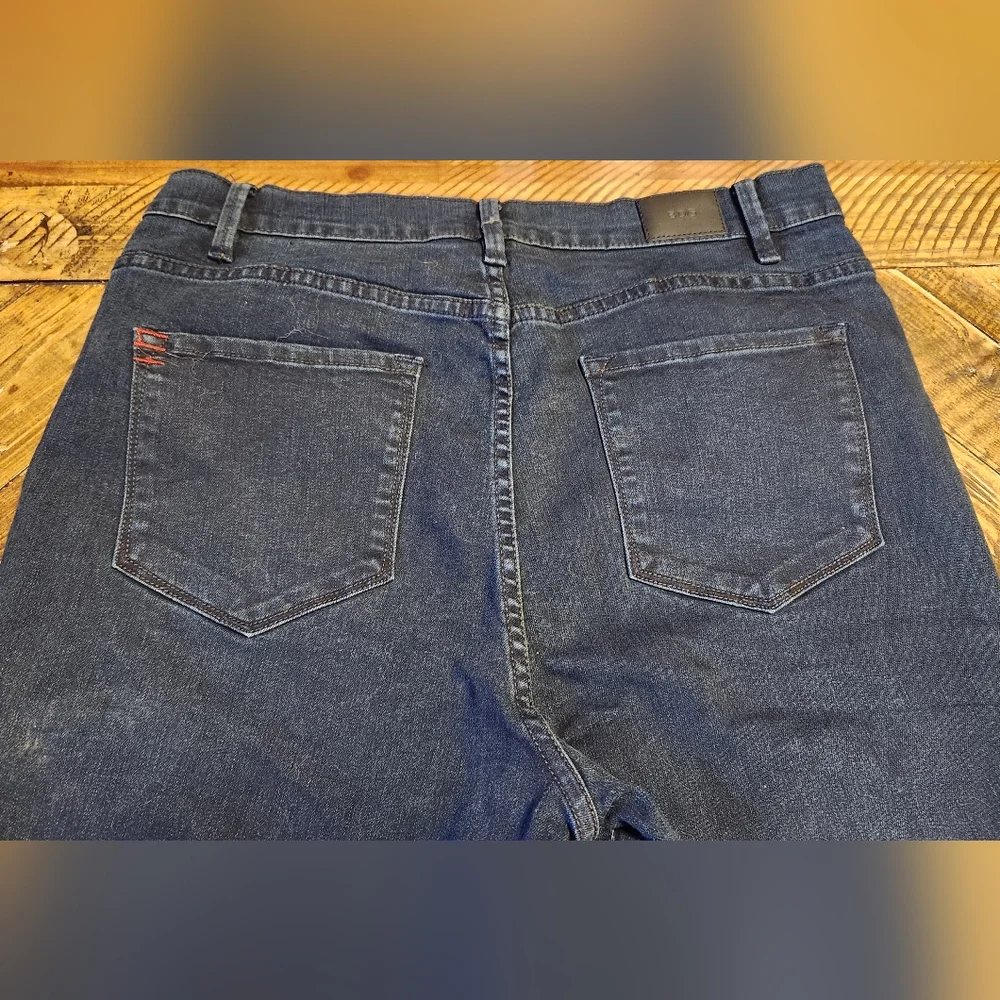 BDG High Rise Twig Ankle Jeans Dark Wash Size 32